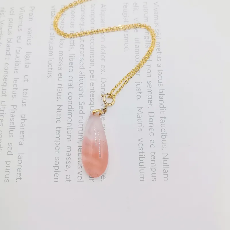 Yu Shangxuan South Red Agate Necklaces Unisex-4