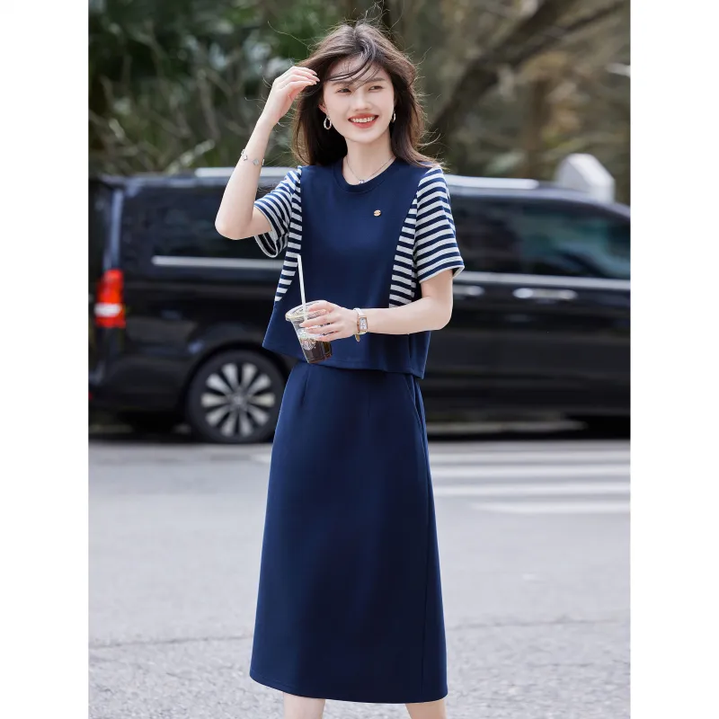 A Paradise For Awakening Skirt Set Women's Navy Blue-4