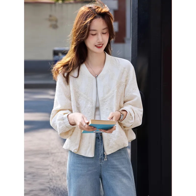 A Paradise For Awakening Cropped Coat Women's Beige-4