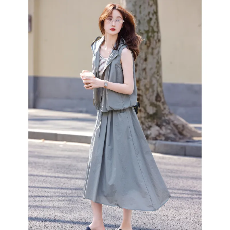 A Paradise For Awakening Skirt Set Women's Gray-7