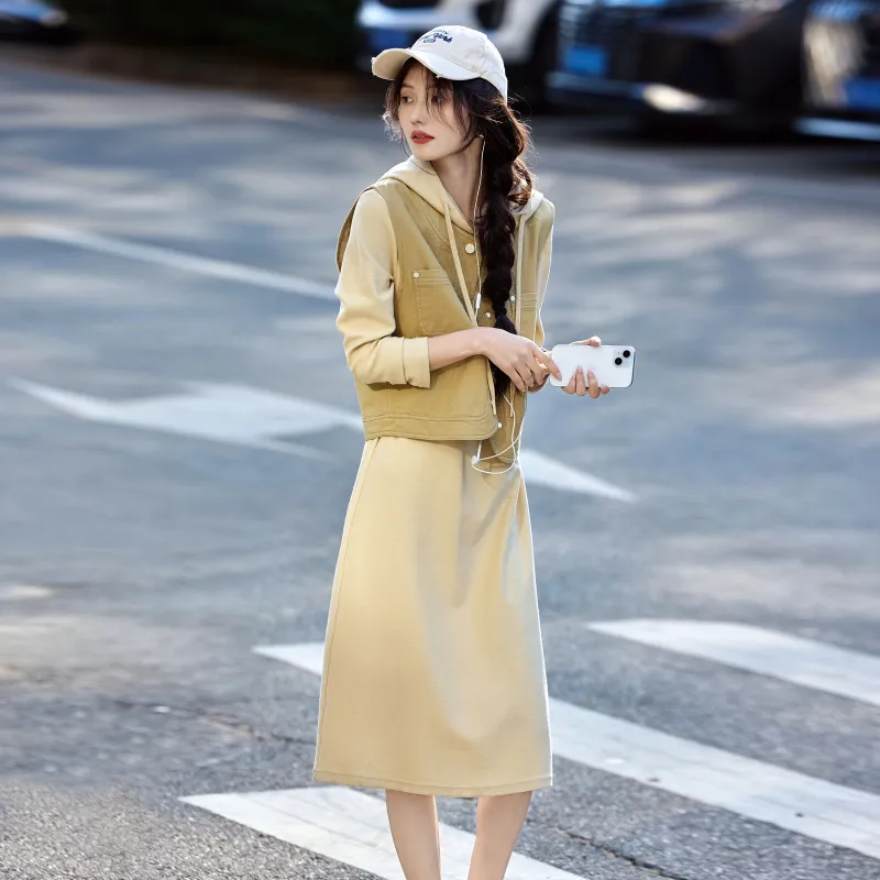 A Paradise For Awakening Skirt Set Women's Yellow-5