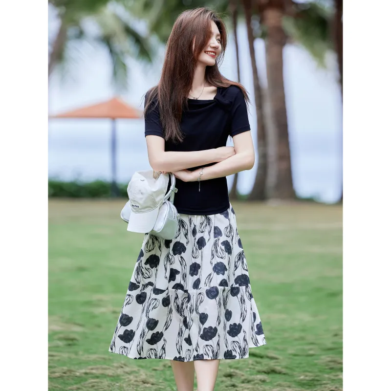A Paradise For Awakening Skirt Set Women's Black-4