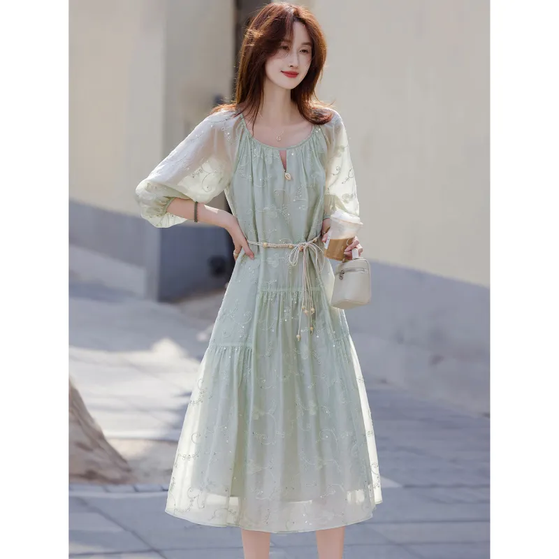 A Paradise For Awakening Short Sleeved Dress Women's Light Green-4