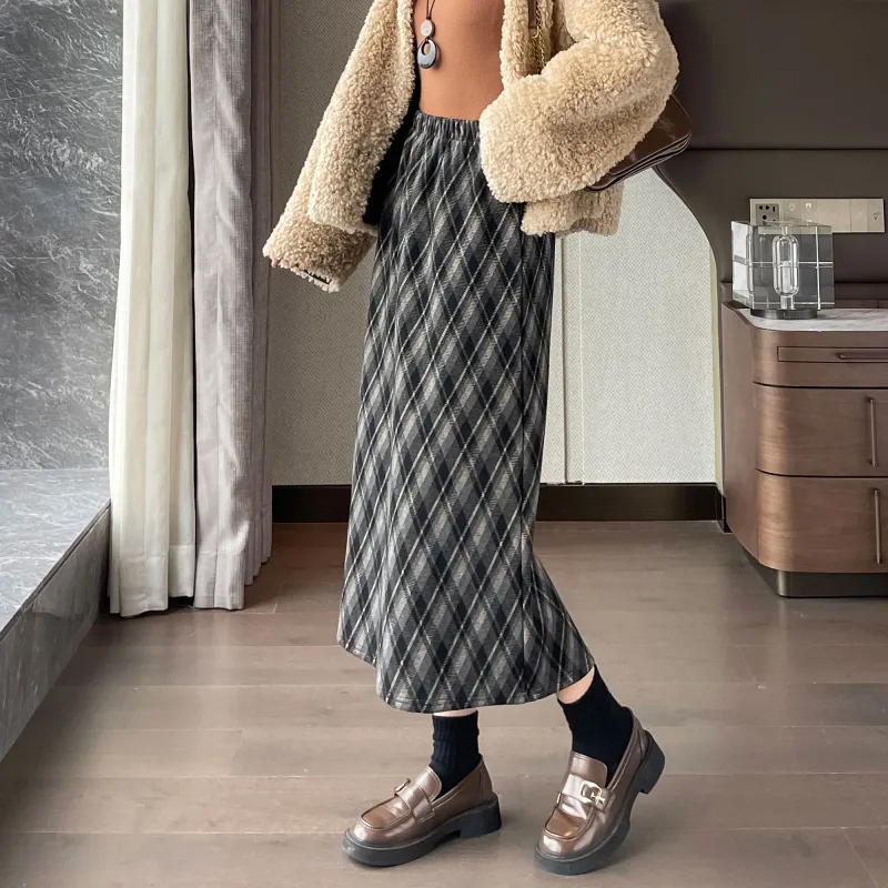 A Paradise For Awakening Casual Long Skirts Women's Black Plaid-3
