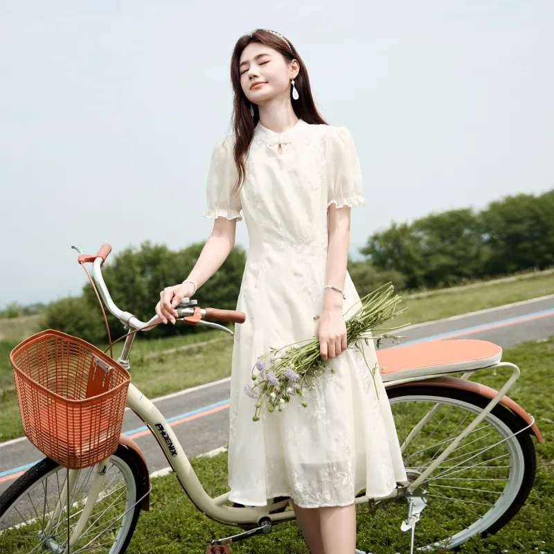A Paradise For Awakening Short Sleeved Dress Women's Beige-2