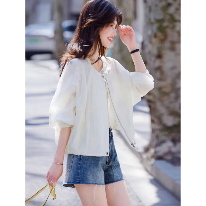 A Paradise For Awakening Cropped Coat Women's Beige-3