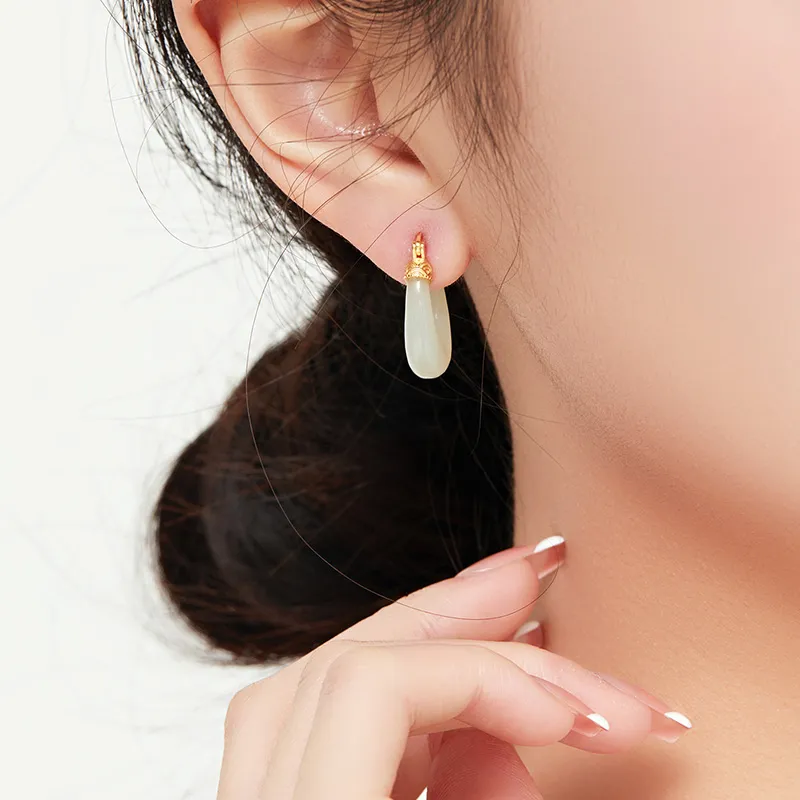 MAMADESHOUHU Earrings Pale Greenish White Jade Women's-5
