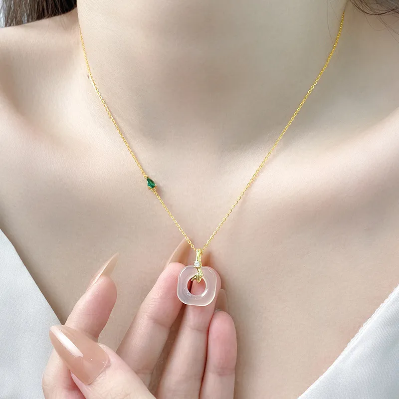 MAMADESHOUHU Chalcedony Necklaces Women's-2