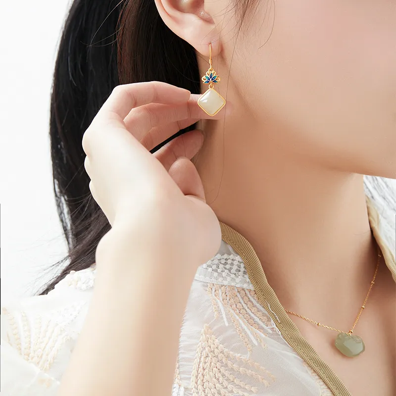 MAMADESHOUHU Earrings Pale Greenish White Jade Women's-6