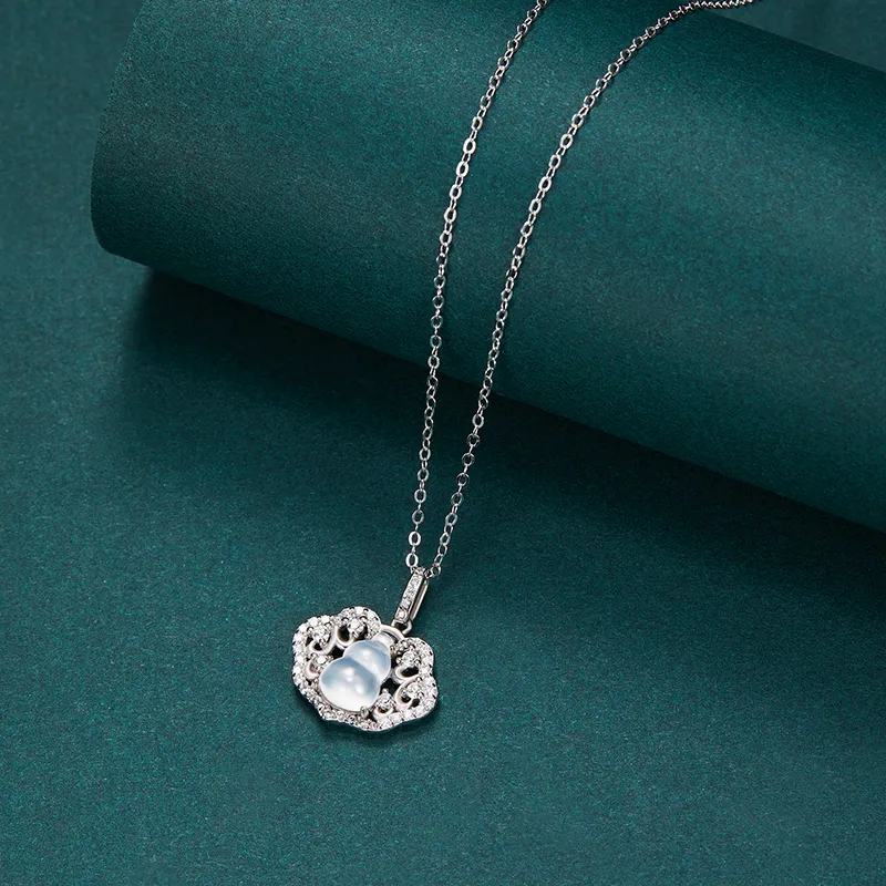 MAMADESHOUHU Chalcedony Necklaces Women's-4