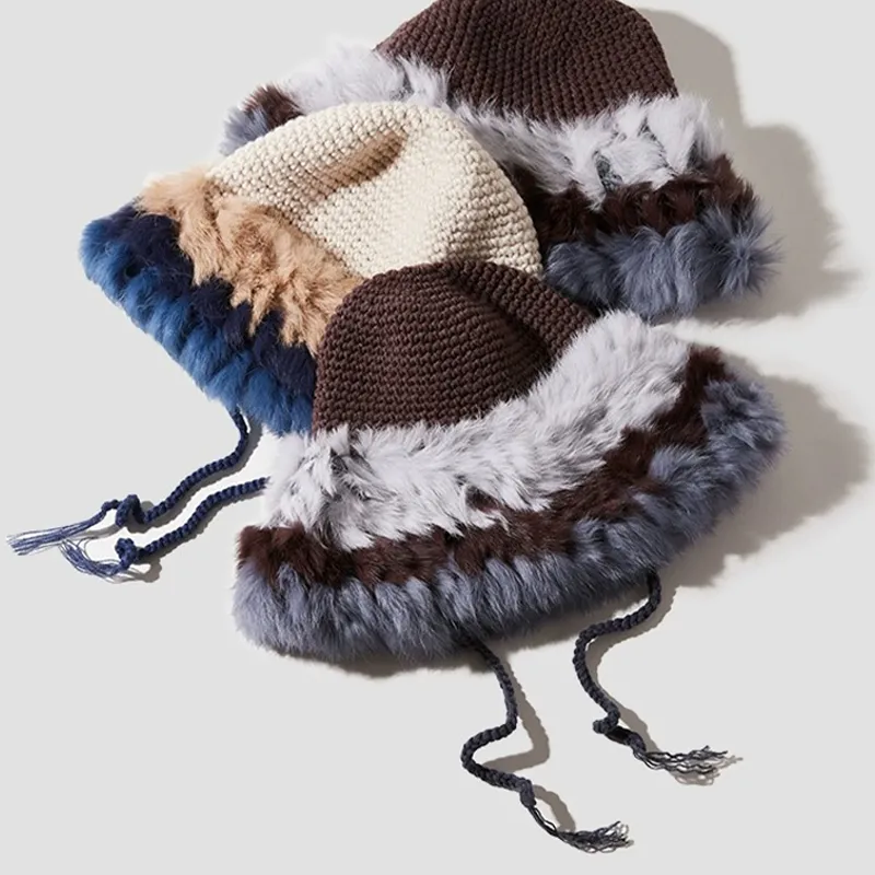Classmate Yang Beanies Women's-7