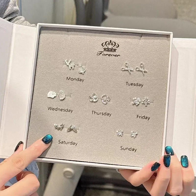 KING TAI SANG Alloy Stud Earrings Women's-4