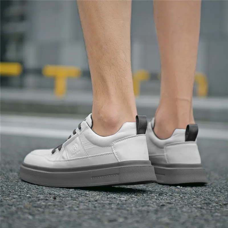 AOKANG Wear resistant, Lightweight, Breathable, And Non slip. Low Top Skateboard Shoes Men's Exclusive Box-22