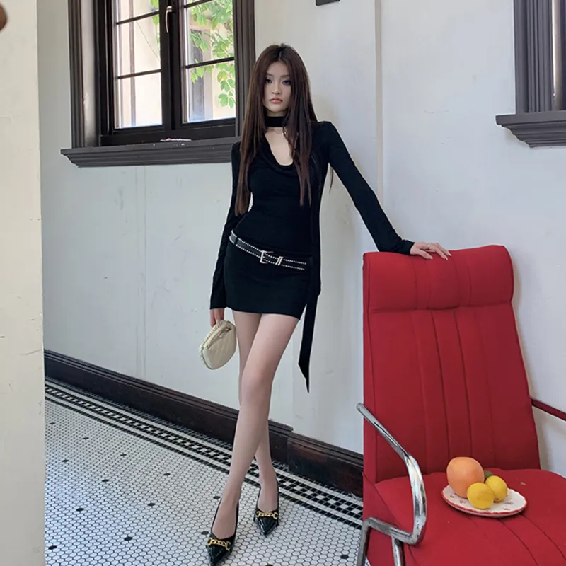 AHDO Long Sleeved Dress Women's Black-4
