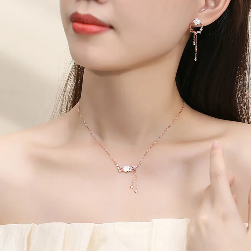 UTD 925 Sterling Silver Necklaces Women's-1