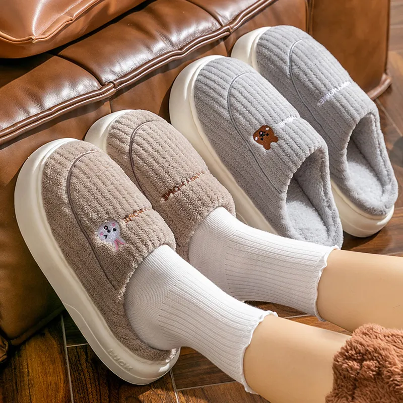 LUNNIFEIYA Slippers / Home Slippers-9