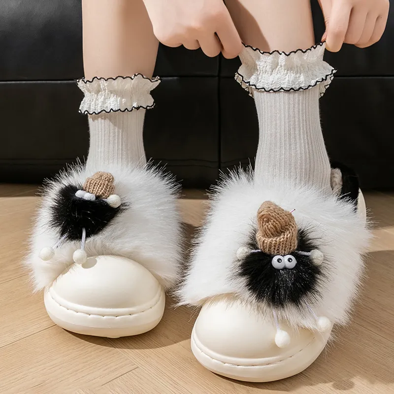 LUNNIFEIYA Slippers / Home Slippers-1