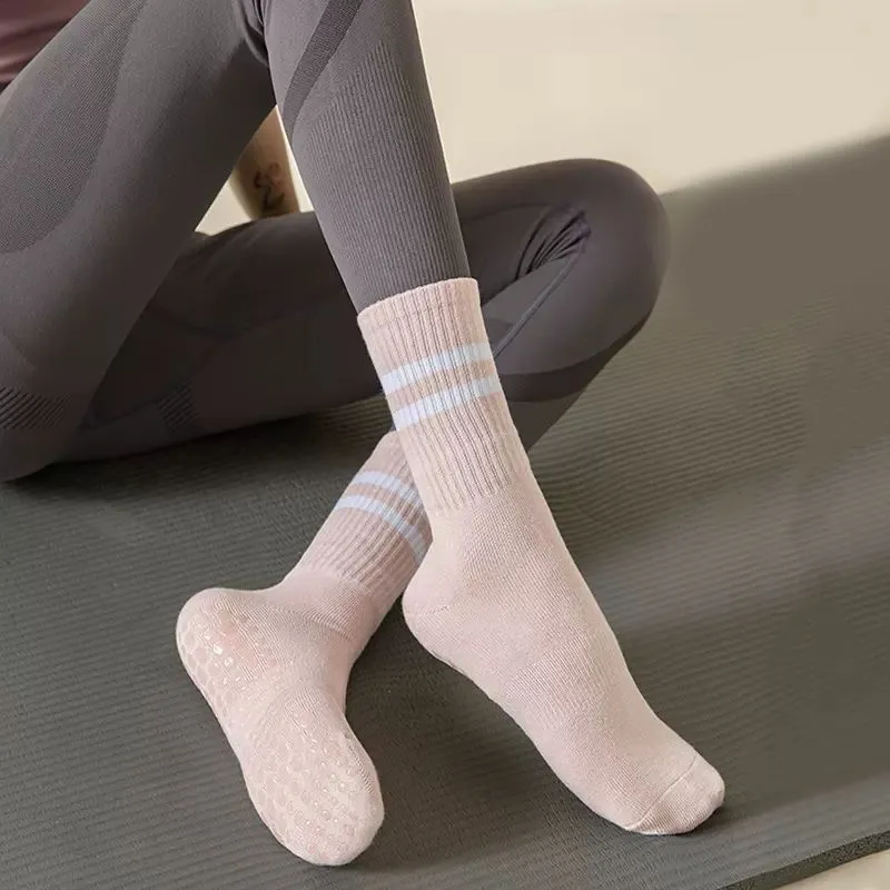 BEAR UNION Mid Calf Socks Women's-11