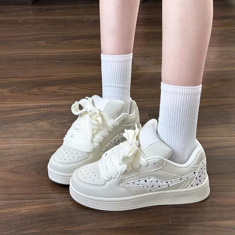 SHUMO Anti-Slip And Wear-Resistant Lightweight Height Increasing Low-Top Skateboard Shoes Women's Lace Trim White-2