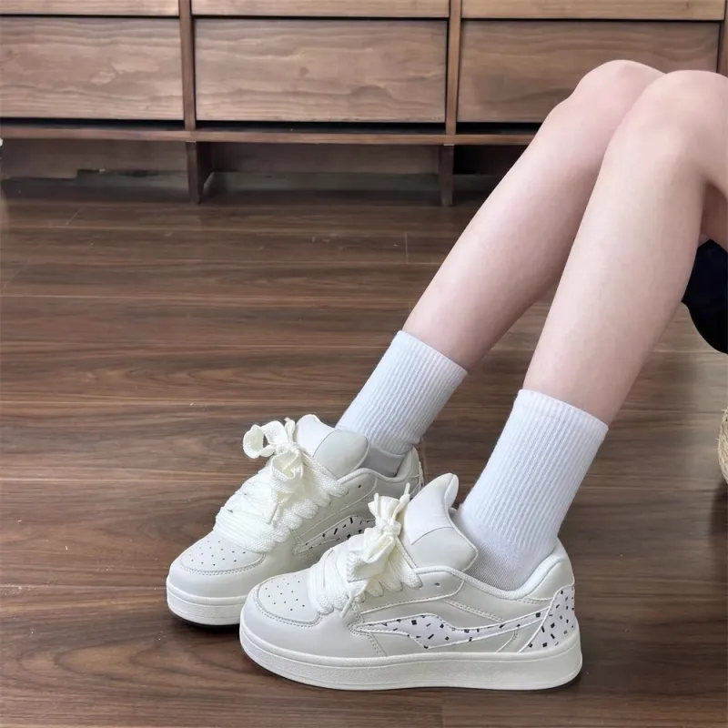 SHUMO Anti-Slip And Wear-Resistant Lightweight Height Increasing Low-Top Skateboard Shoes Women's Lace Trim White-1