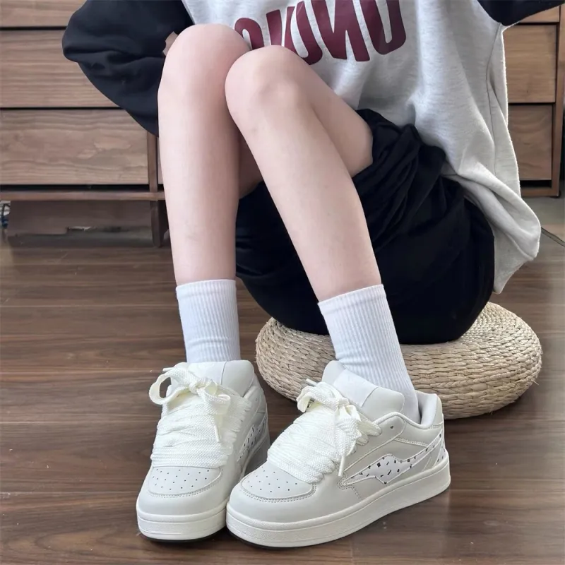 SHUMO Anti-Slip And Wear-Resistant Lightweight Height Increasing Low-Top Skateboard Shoes Women's Lace Trim White-4