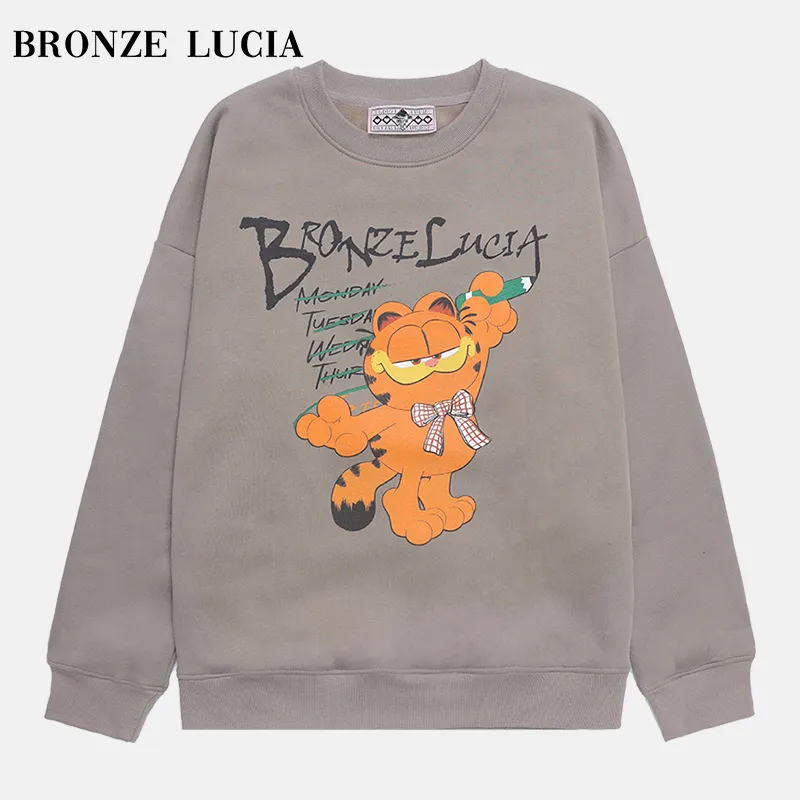 Bronze Lucia x JIAFEIMAO,LIANMINGKUAN Sweatshirt Unisex Khaki-5