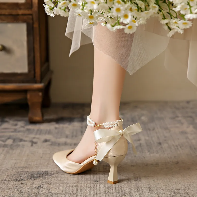 Take The Qin Slim Heel High Heels 6CM Women's-26