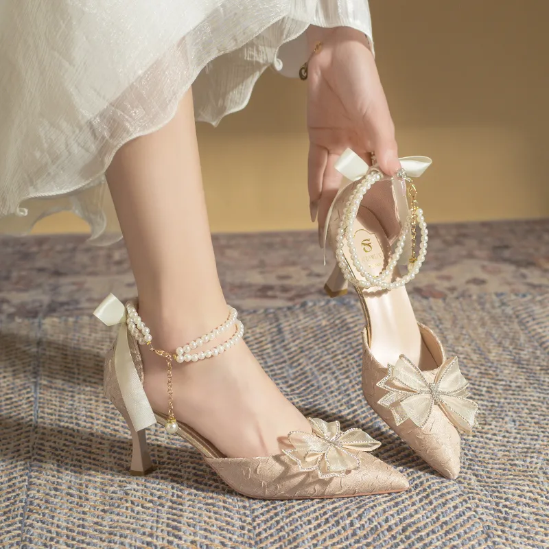 Take The Qin Slim Heel High Heels Women's Champagne-1