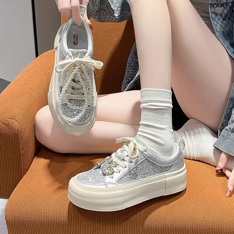 Take The Qin Low-Top Skateboard Shoes Women's-8