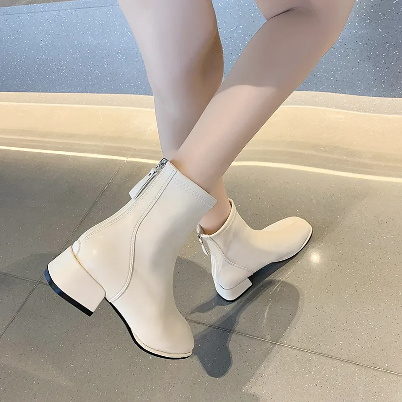 Take The Qin Ankle Boots Women's-9
