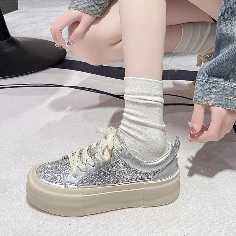 Take The Qin Low-Top Skateboard Shoes Women's-9
