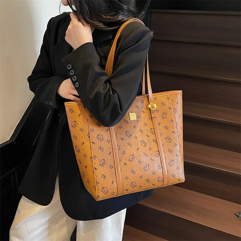 Teddy Bear Collection PU Shoulder Bag Women's Multicolor-16