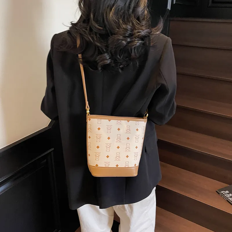 Teddy Bear Collection PU Bucket Bag, Crossbody Handbag Women's Multicolor-4