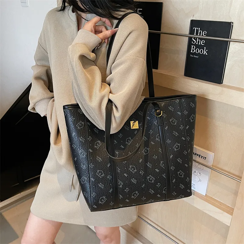Teddy Bear Collection PU Shoulder Bag Women's Multicolor-22