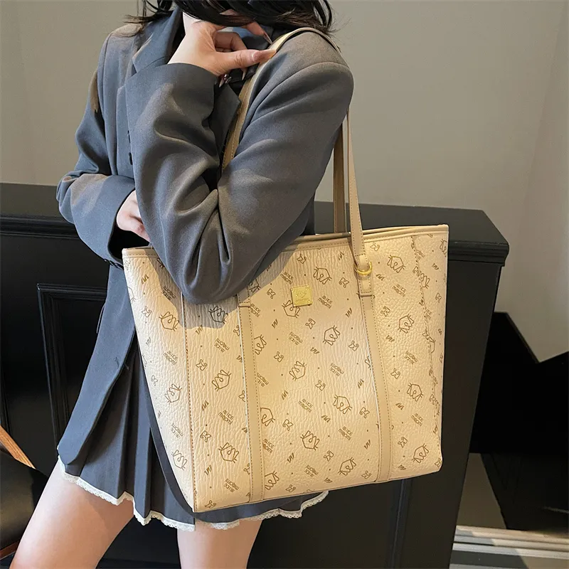 Teddy Bear Collection PU Shoulder Bag Women's Multicolor-1