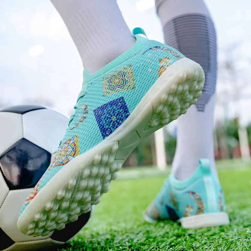 Saibi Slip Resistant, Abrasion Resistant, Waterproof Coverage Competition Training Multi Surface TF Soccer Shoes Unisex-11