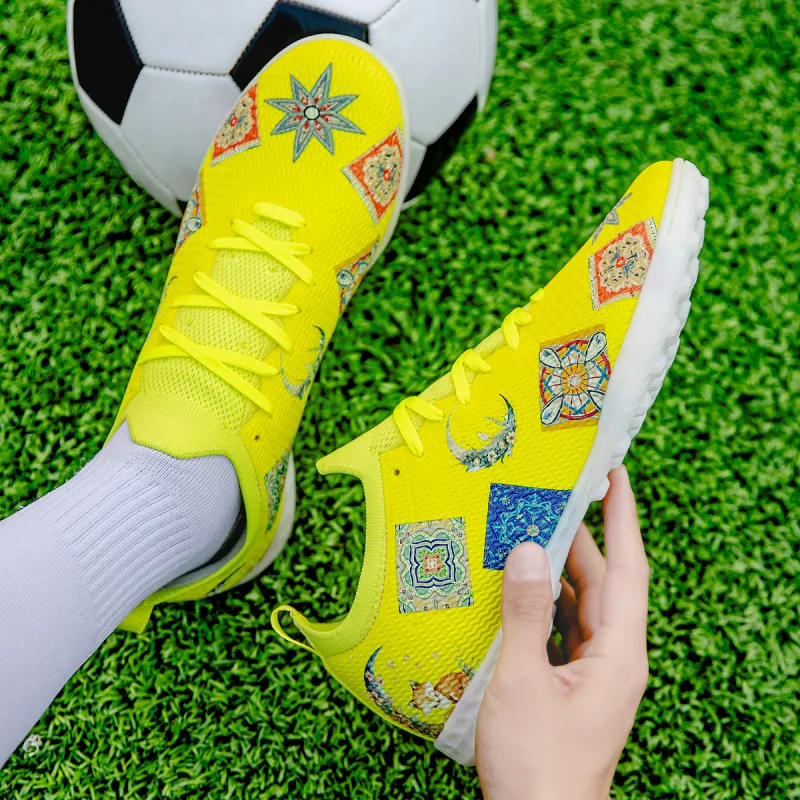 Saibi Slip Resistant, Abrasion Resistant, Waterproof Coverage Competition Training Multi Surface TF Soccer Shoes Unisex-31