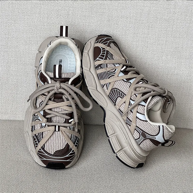 TELENT Shock Absorbers With Slip Resistant Features Low Top Casual Shoes Men's Coffee-1