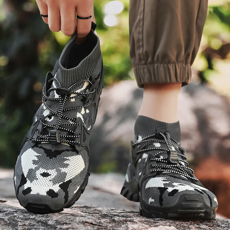 TELENT Abrasion Resistant Coverage Mid Top Hiking Shoes Men's Black-6
