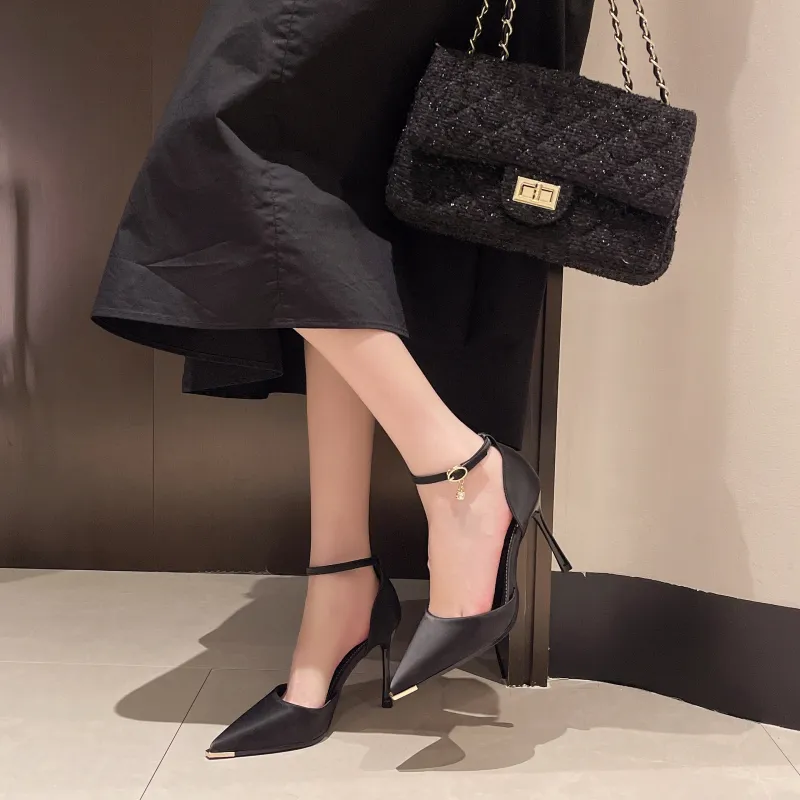 TELENT Slim Heel High Heels Women's Black-1
