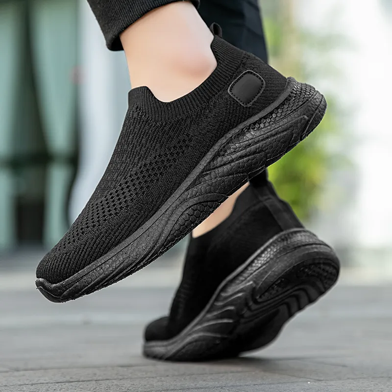 TELENT Slip Resistant And Breathable Low Top Casual Running Shoes Unisex-1