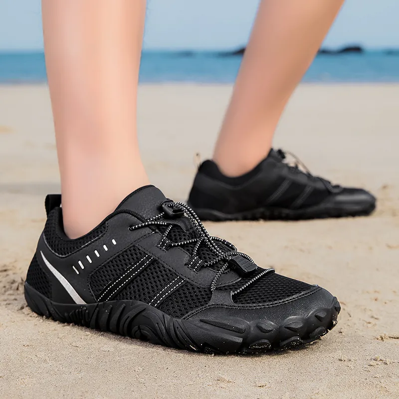 TELENT Abrasion Resistant Coverage Impact Resistant Low Top Hiking Shoes Men's Black-1