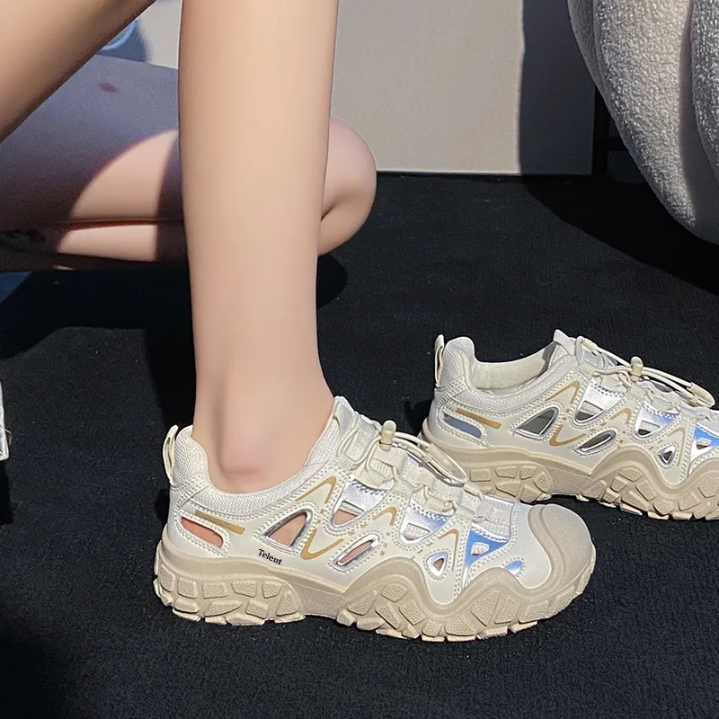 TELENT Shock Absorbers With Slip Resistant Features Low Top Casual Shoes Women's Beige-1