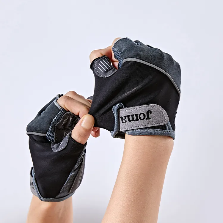 Joma Weightlifting Belts / Gym Gloves-9