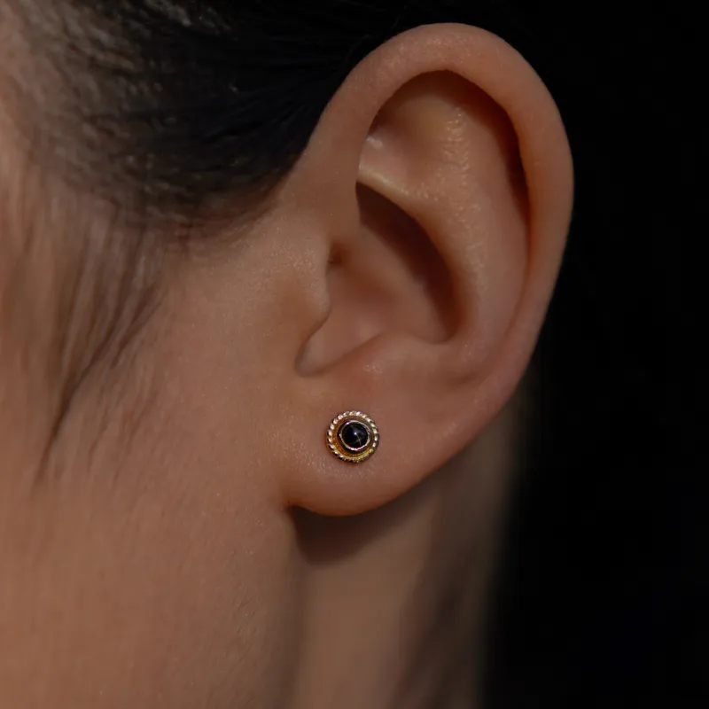 GOD SUNS 18K Gold Stud Earrings Unisex-3