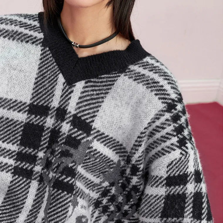LEDIN Sweaters Women's Black White Plaid-2
