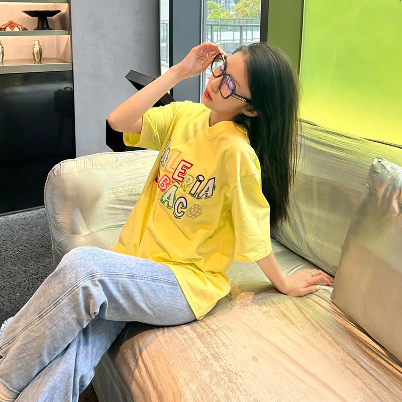 Valeria Obbaco T Shirt Unisex Neon Yellow-3