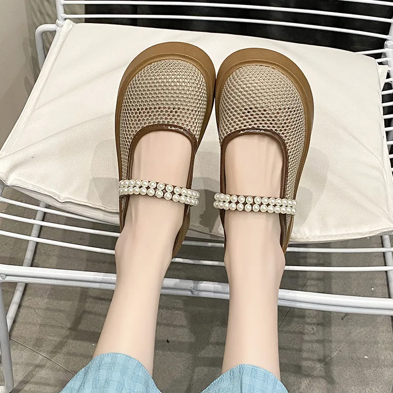 King Jinmai Slip Resistant Closed Toe Slippers Women's-8