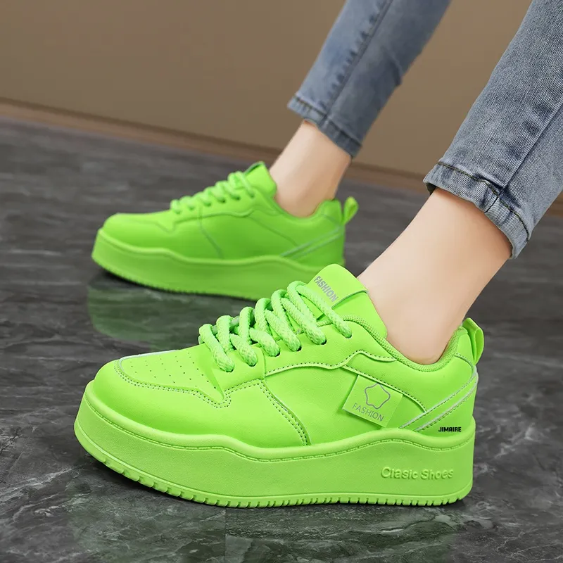 King Jinmai Slip Resistant Low Top Skateboard Shoes Women's-10