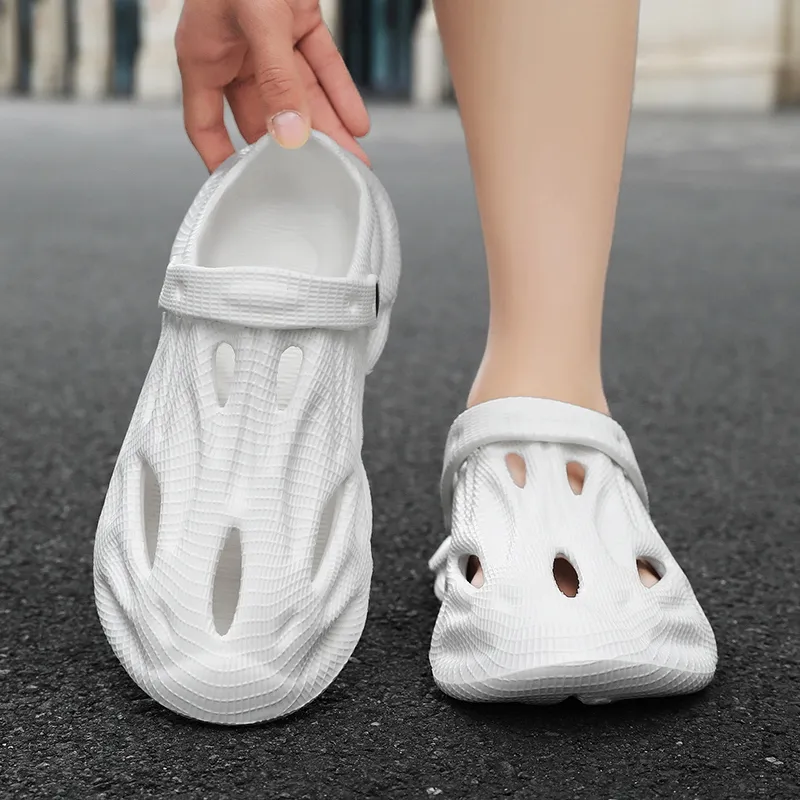 King Jinmai Clogs Men-16